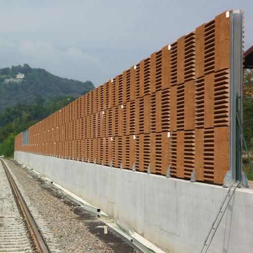 Fertigbau-Lärmschutzwand - INSERTED SYSTEM - Paver - selbsttragend / Stahlbeton