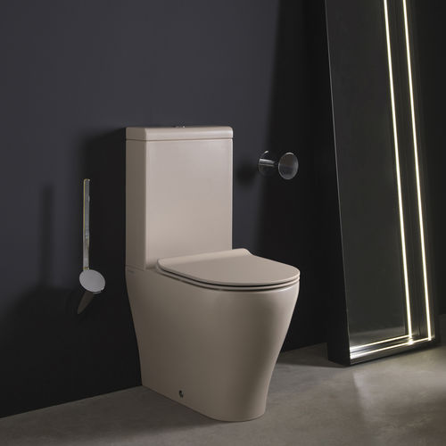 Freistehendes WC - APP GOCLEAN® - FLAMINIA - Keramik / für Privatgebrauch / liegend