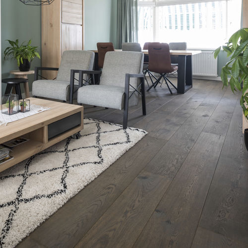 Mehrschichtparkett - D.06 - Dennebos Flooring - Eiche / Fischgrät / geölt