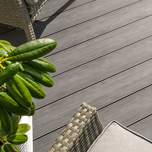 Holz-Terrassendiele - VD 03 - VIRAG S.R.L.  - Recyclingkunststoff / grau / beige