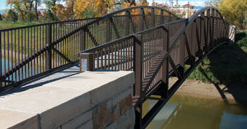 Aluminium-Brücke - atlantic Industries Limited (AIL) - für Fußgänger
