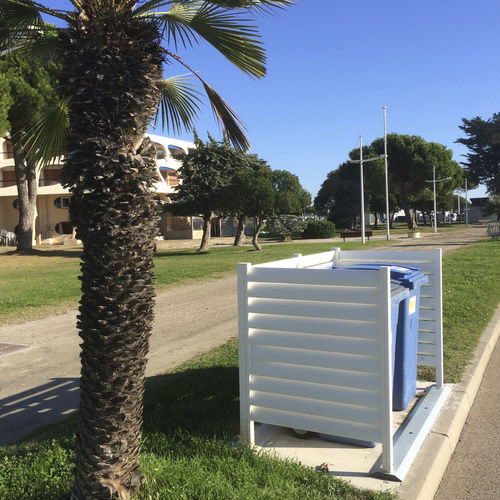 Überdachung für Müllcontainer - AXIUM solutions aluminium