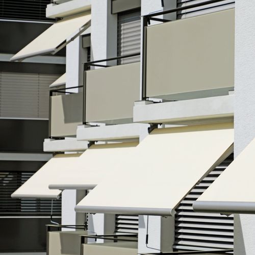 Fallarmmarkise - BGM 6 / CGM 5 - Schenker Stores - motorisiert / für Gewerbegebrauch / Balkon