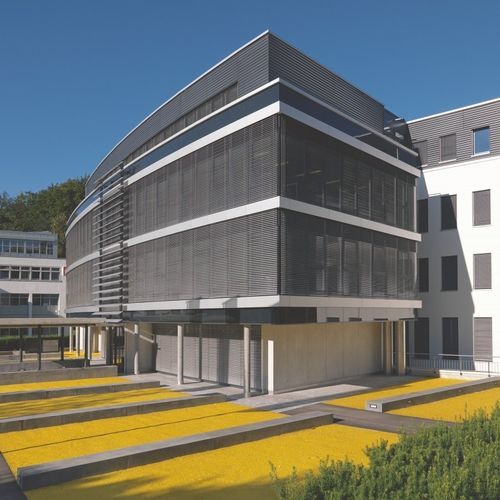 Aluminium-Sonnenschutzlamelle - EC 70 / EC 80 / EC 100 - Schenker Stores - für Fassaden / vertikal / motorisierte verstellbare