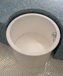 Fußbecken für Gewerbegebrauch - CORIAN® - WDT - Werner Dosiertechnik - freistehend