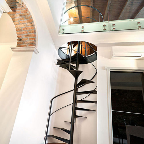 Wendeltreppe - VITRE - Officine Sandrini - Metallstufen / mit Metallstruktur / für Privatgebrauch