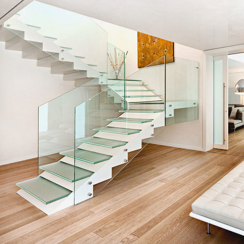 Halbgewendelte Treppe - VISTA PROJECT - Officine Sandrini - Glasstufen / modern / Wangen