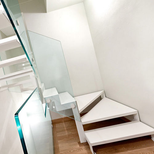 Viertelgewendelte Treppe - VISTA ZETA - Officine Sandrini - Glasstufen / mit Metallstruktur / für Privatgebrauch