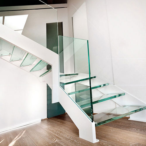 Viertelgewendelte Treppe - VISTA FASCIA - Officine Sandrini - Glasstufen / mit Metallstruktur / modern