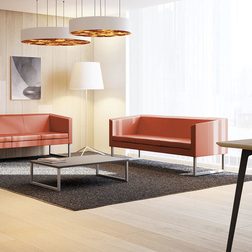 Modernes Sofa - PUNTA - SOKOA - Stoff / schwarz / rot