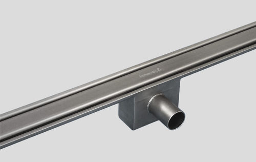 Schlitz-Abflussrinne - 3050  - Inoxsystem S.r.l. - Edelstahlgitter / bodenstehend