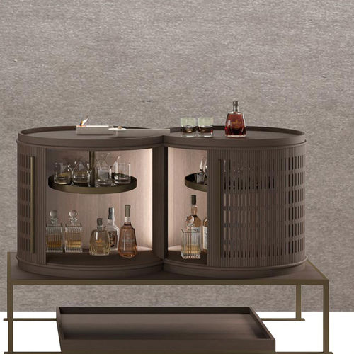 Moderner Barschrank - YFOS  - DIMENSIONE CHI WING LO - Natureiche / Sucupira / Metall