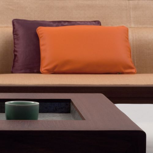 Kissen für Sofas - KEFI  - DIMENSIONE CHI WING LO - rechteckig / einfarbig / für Privatgebrauch