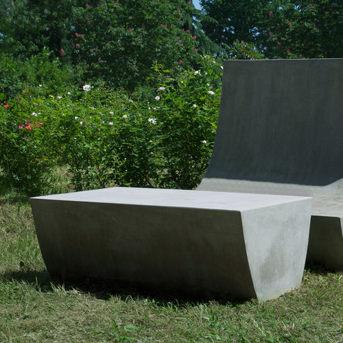 Tisch / minimalistisches Design - COMMA.5 - LOVECEMENT - Faserzement / Gestell aus Faserbeton / rechteckig