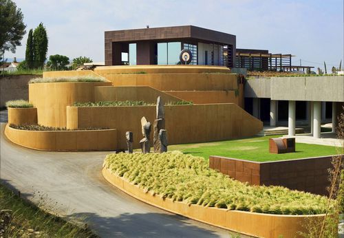 Fertigbau-Gebäude - BODEGAS TORRES WALTRAUD - HORMIPRESA - Beton / für Büro / modern