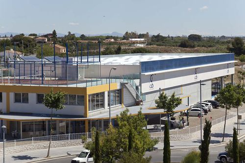Fertigbau-Gebäude - PADEL CAMBRILS - HORMIPRESA - Beton / für Sportanlage / modern