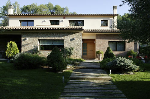 Fertigbauhaus - HDS : BEGUES - HORMIPRESA - umweltfreundlich / modern / 2-Etagen