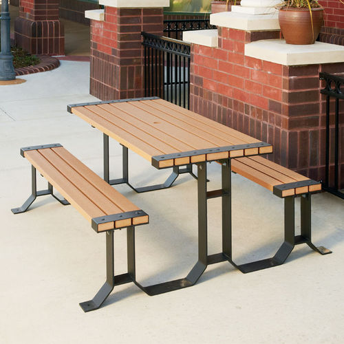 Moderne Tischgarnitur - WAINWRIGHT - ANOVA - Recyclingkunststoff / für Garten / für Gewerbegebrauch
