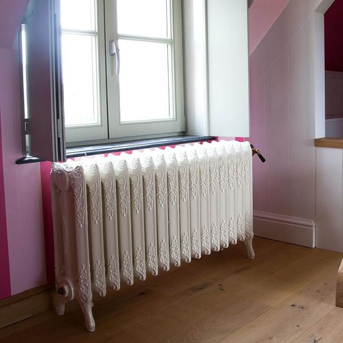 Heißwasser-Heizkörper - SOLUS THREE COLUMN - Classic Comfort - klassisch / Gusseisen / freistehend