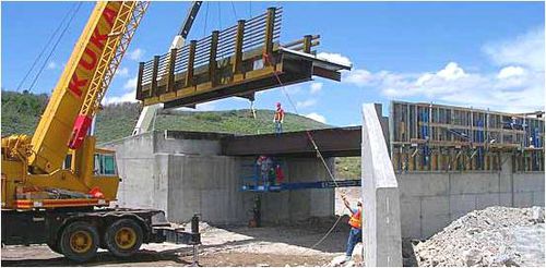 Stahlbrücke - Short span steel - Verkehr / Fertig