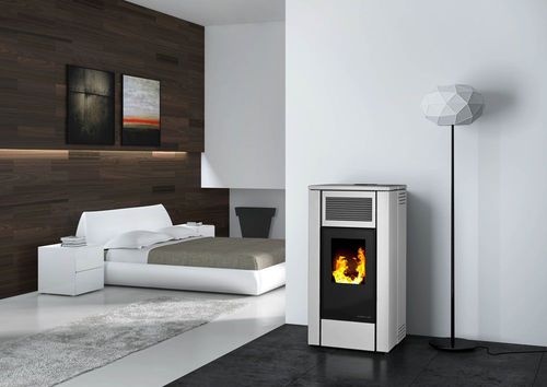 Pelletkaminofen - STOCCOLMA  - KARMEK ONE SRL - modern / Stahl