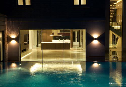 Überlaufschwimmbecken - HERTFORDSHIRE - GUNCAST SWIMMING POOLS - für den Innenraum / erdverlegt / Beton