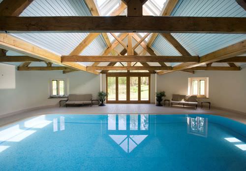 Schwimmbecken für den Innenraum - HAMPSHIRE - GUNCAST SWIMMING POOLS - erdverlegt / Stein / Mosaik