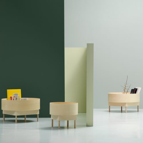 Moderner Couchtisch - BOWL - Fogia - Esche / Gestell aus Esche / rund