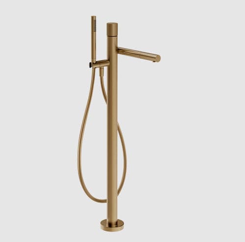 Duschsäule für Gewerbegebrauch - 75028 - GESSI SPA - Metall / Hochglanz / Chromoberfläche