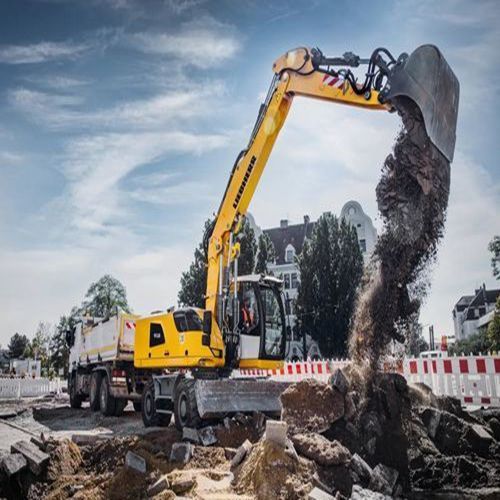 Mittelgroßer Bagger - A 918 LITRONIC - Liebherr  - Rad / Diesel