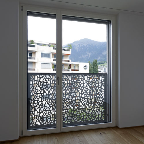 Holzfasergeländer - FORMBOARD TOP PINE - SEBASTIANSPARK BRIG - Bruag Design Factory AG - Platten / für Außenbereich / für Balkon