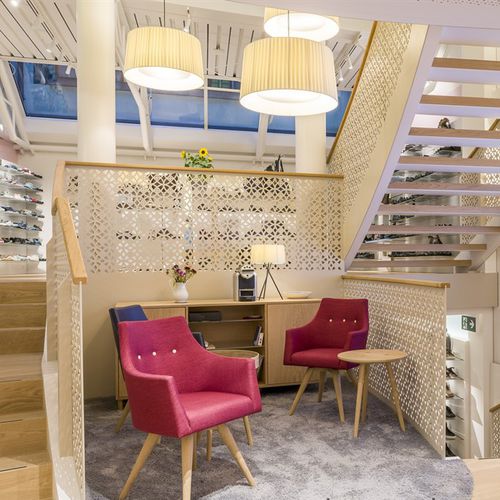 HPL-Geländer - SCHUHHAUS SCHNEIDER - Bruag Design Factory AG - Platten / für den Innenraum / für Treppen