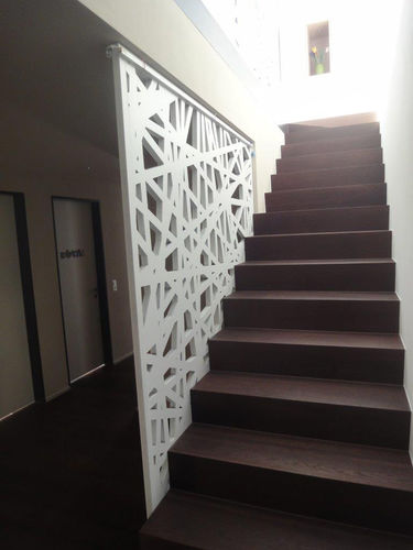 MDF-Geländer - SINGLE FAMILIY HOUSE VOLKETSWIL - Bruag Design Factory AG - Platten / für den Innenraum / für Treppen