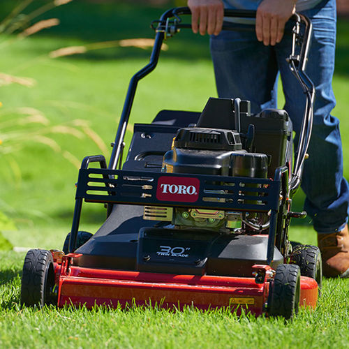 Handgeführter Rasenmäher - 22207 - Toro Compan - für Gewerbegebrauch / Benzin