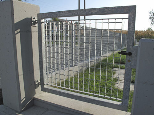 Einflügeliges Tor - Grigliati Baldassar S.r.l. - Metall / Maschendraht / mit Stangen