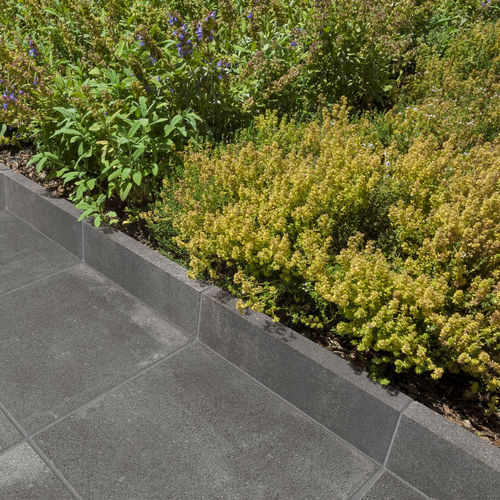 Randeinfassung für Garten - TESSERA KERB   - SAS PREFABRICADOS DE HORMIGON SA - Beton / für Außenbereich / rechteckig