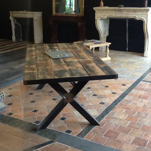 Klassischer Tisch - bca materiaux anciens - Holz / Massivholz / rund