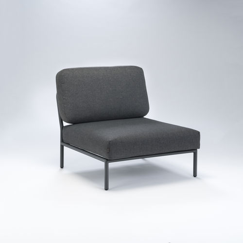 Moderner Kaminsessel - LEVEL - Houe - Stoff / Aluminium / grau