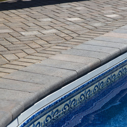 Stein-Poolumrandung - shaw brick