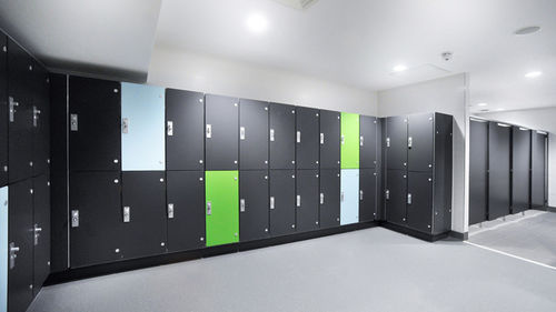 Laminat-Garderobenschrank - MARATHON  - Prospec - für öffentliche Einrichtungen / gesichert