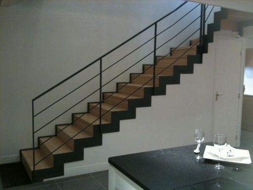 Viertelgewendelte Treppe - CHERBOURG - ESCALIER DESIGN 14 - Holzstufen / mit Stahlstruktur / modern