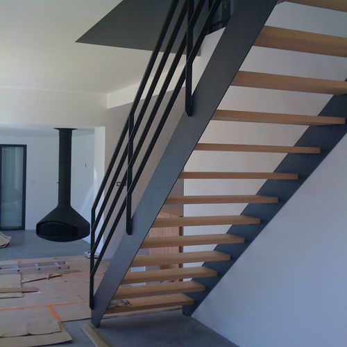 Gerade Treppe - HONFLEUR - ESCALIER DESIGN 14 - viertelgewendelt / Holzstufen / mit Metallstruktur