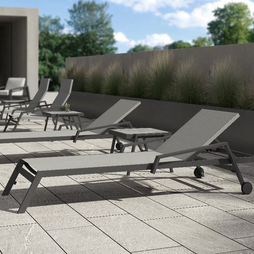 Moderne Sonnenliege - PULVIS - 10Deka - Textilene / Aluminium / verstellbare Rücklehne