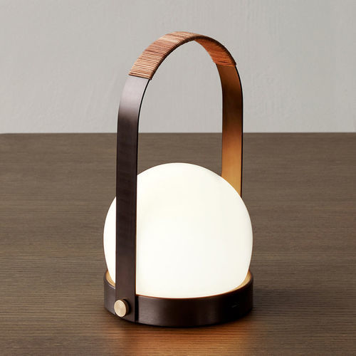 Tischlampe - CARRIE - AUDO - tragbar / Aluminium / Messing