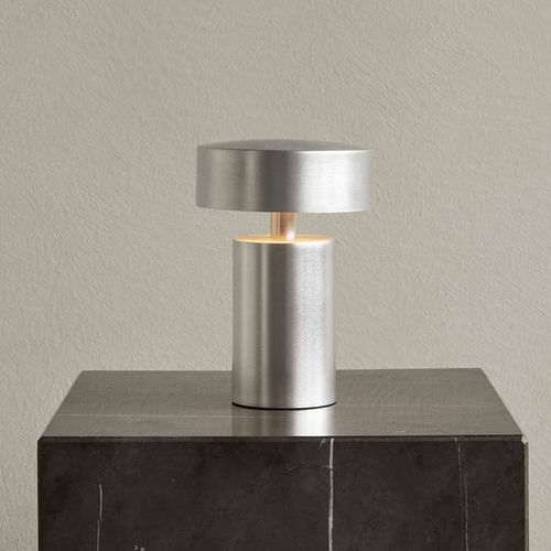 Tischlampe - COLUMN - AUDO - tragbar / anodisiertes Aluminium / ABS