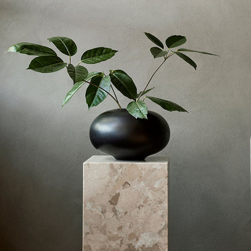 Moderne Vase - SURROUND - AUDO - Massivholz / Tisch / braun