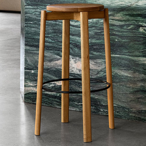 Moderner Barhocker - PASSAGE - AUDO - Stoff / Eiche / Nussbaum
