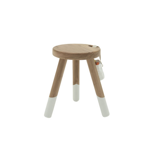 Moderner Hocker - Oriente Milk - KRETHAUS - Holz / Gestell aus Holz / mit 3 Beinen