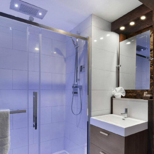 Duschkopf für Deckeneinbau - CONCEPT SPA - Aquademy - rechteckig / Regenstrahl / Chromotherapie