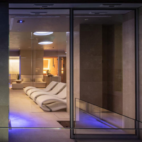 Duschkopf für Deckeneinbau - SPA 18 - Aquademy - quadratisch / Regenstrahl / Chromotherapie